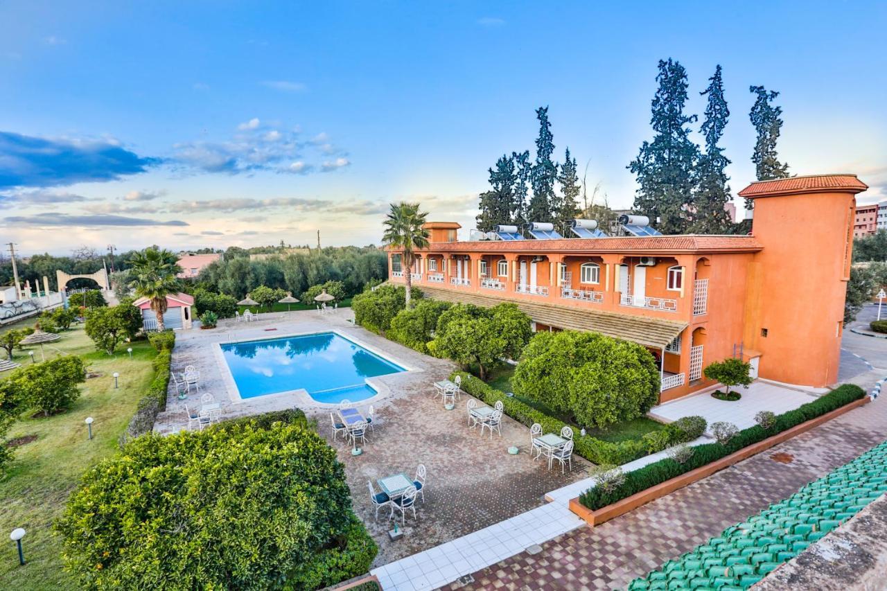 Complexe El Bassatine Hotel Beni Mellal Kültér fotó