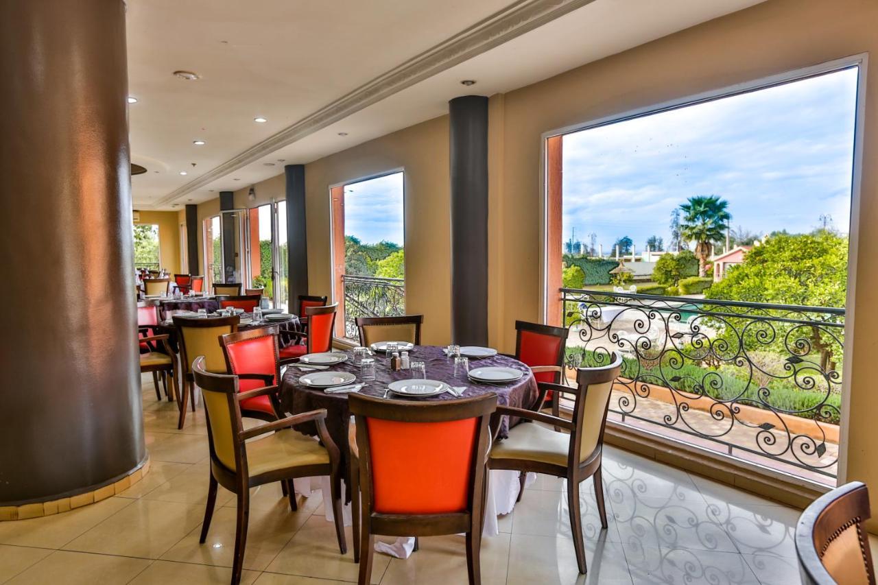 Complexe El Bassatine Hotel Beni Mellal Kültér fotó