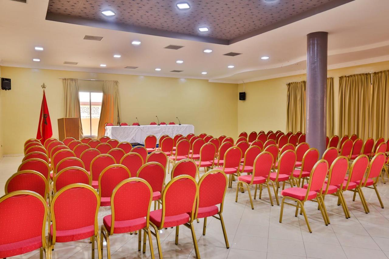 Complexe El Bassatine Hotel Beni Mellal Kültér fotó