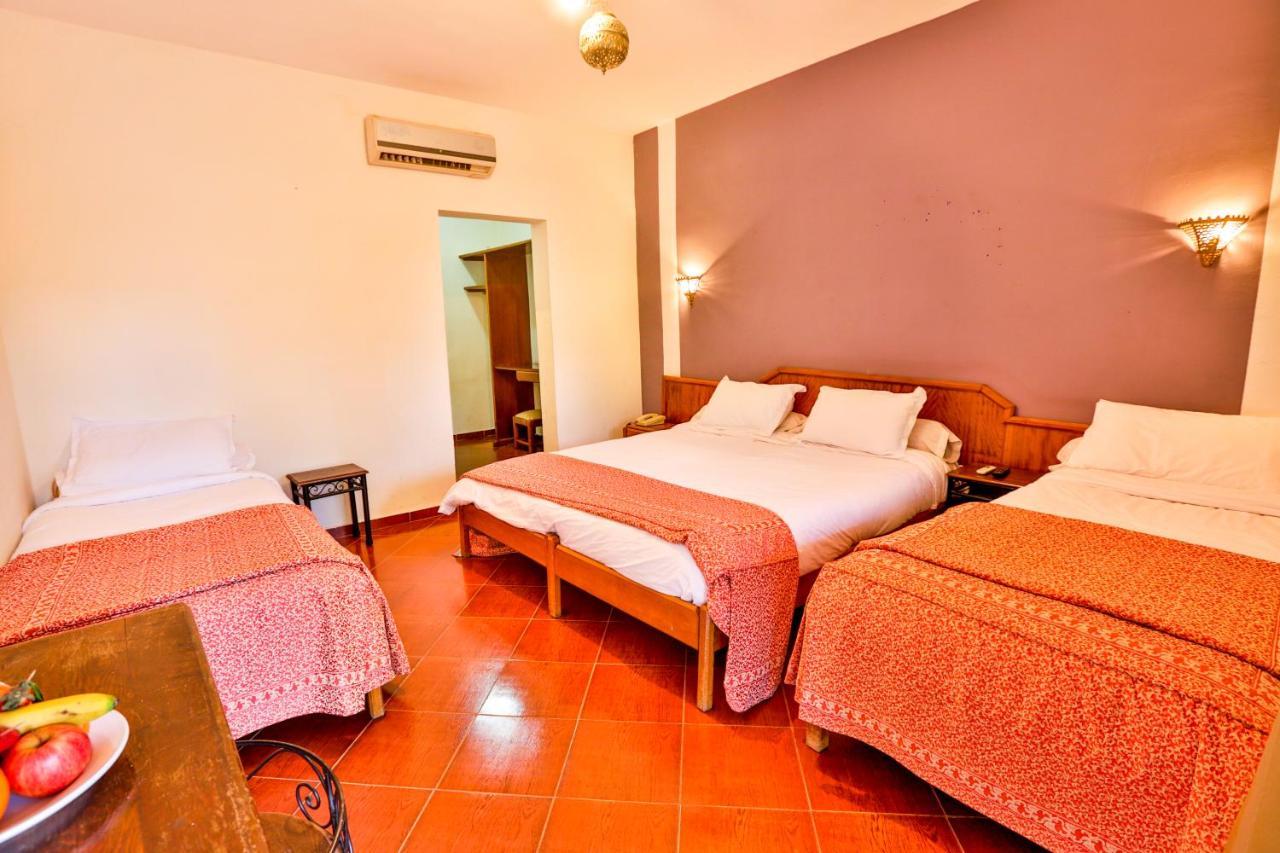 Complexe El Bassatine Hotel Beni Mellal Kültér fotó