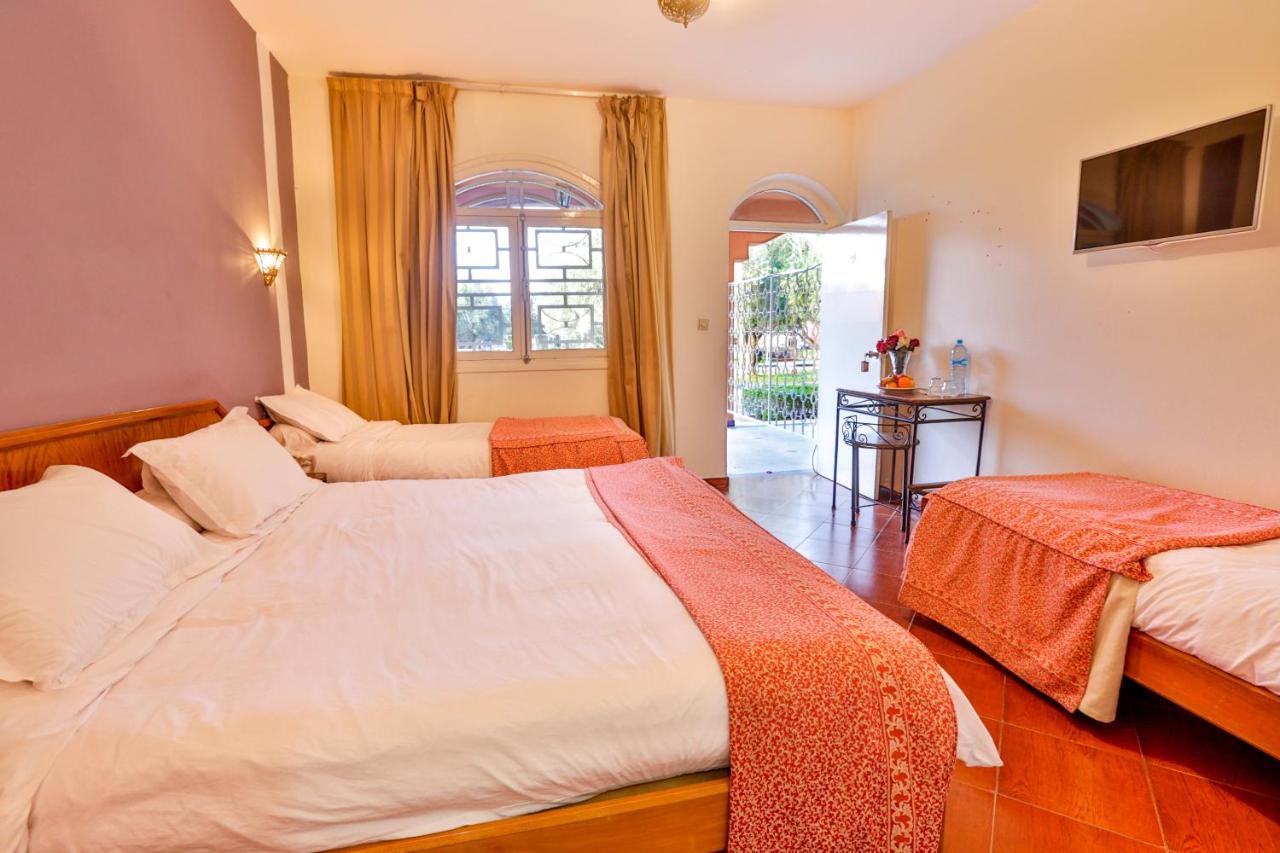 Complexe El Bassatine Hotel Beni Mellal Kültér fotó